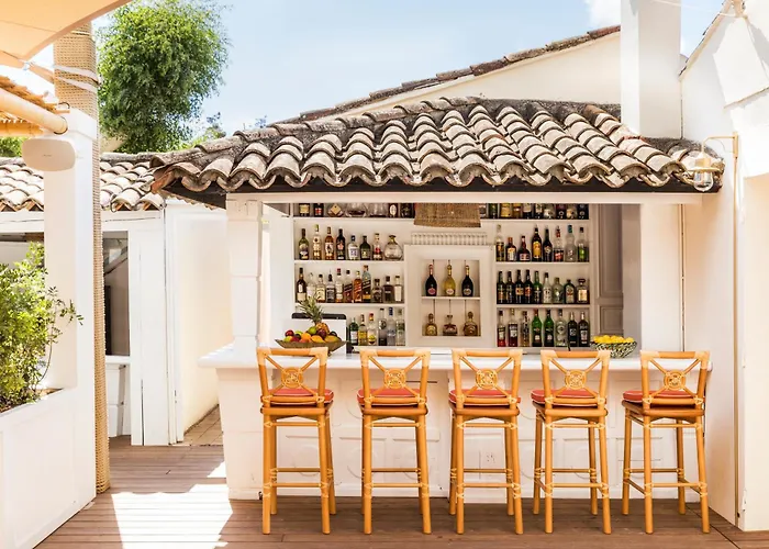 Hôtel La Tartane Saint-Tropez